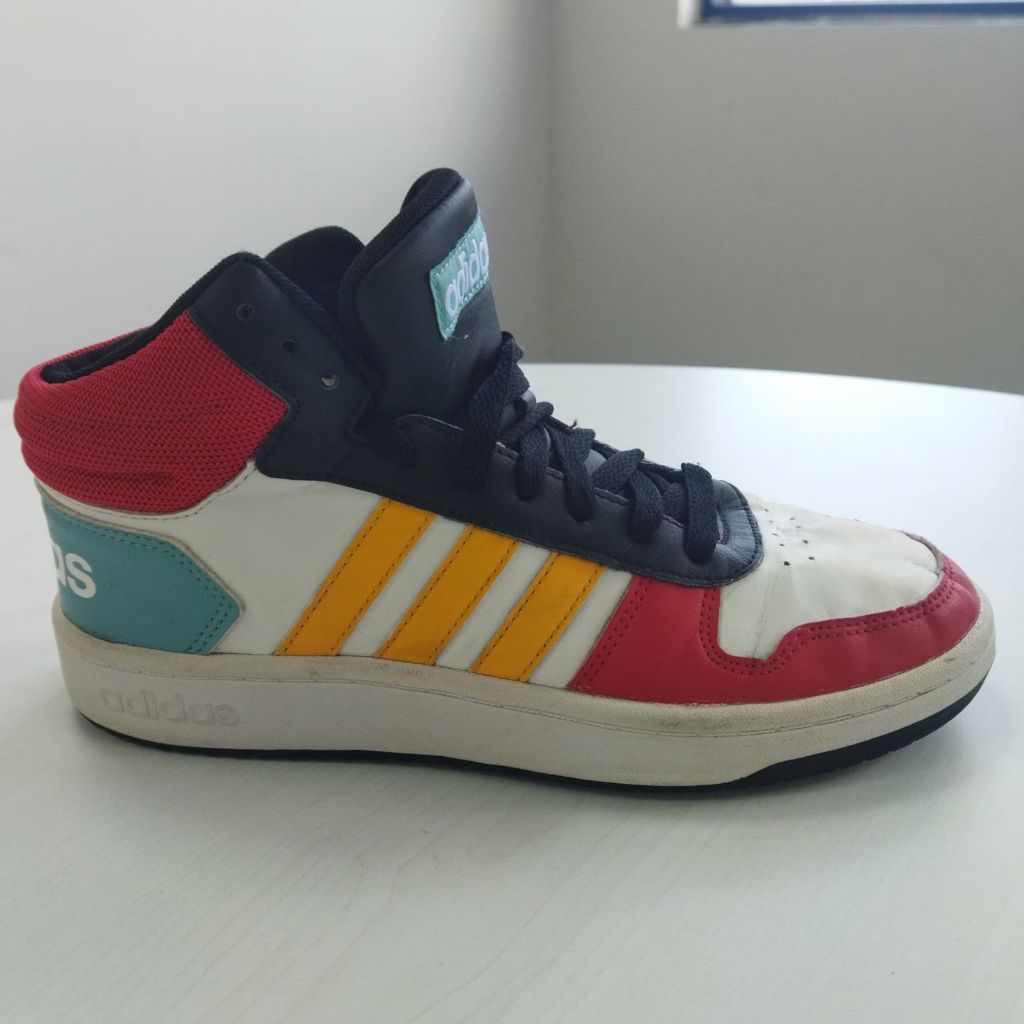 PRELOVE/SECOND 'SEPATU OLAHRAGA OUTDOOR/INDOOR/BASKET/UNISEX Size 40