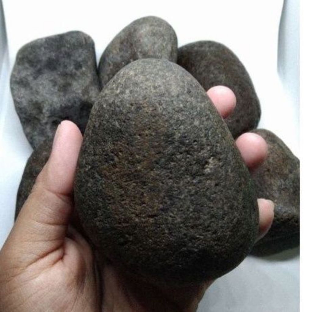 Batu Kali Penggosok Daki Batu Alami