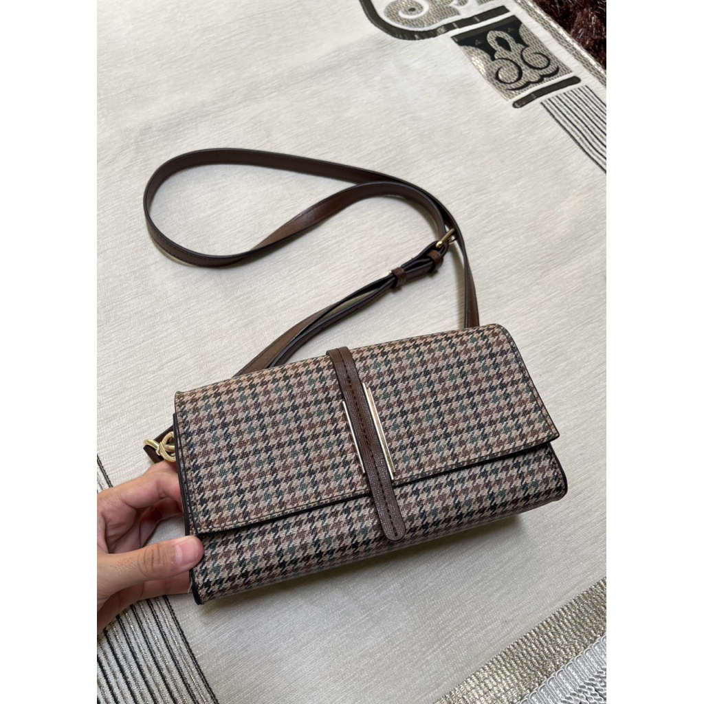 TAS SELEMPANG ONEDA ORIGINAL - PRELOVED VERY GOOD CONDITION