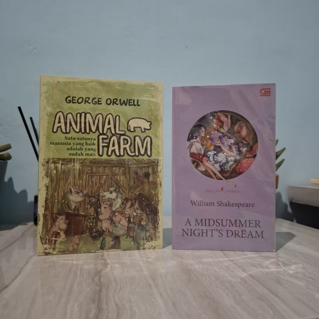 A Midsummer Night's Dream (Preloved) - Bonus George Orwell Ani Farm (Preloved)