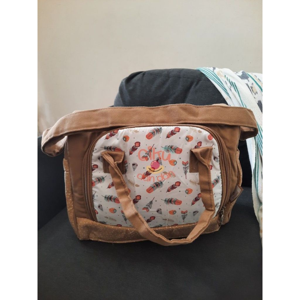 Omiland Feather Series medium size [Cikudandan Preloved]