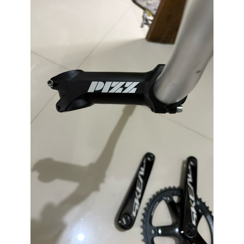 Barset Stem Pizz, Risebar Race Face, Grip RaceFace
