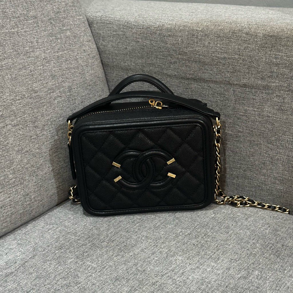 CH vanity case black