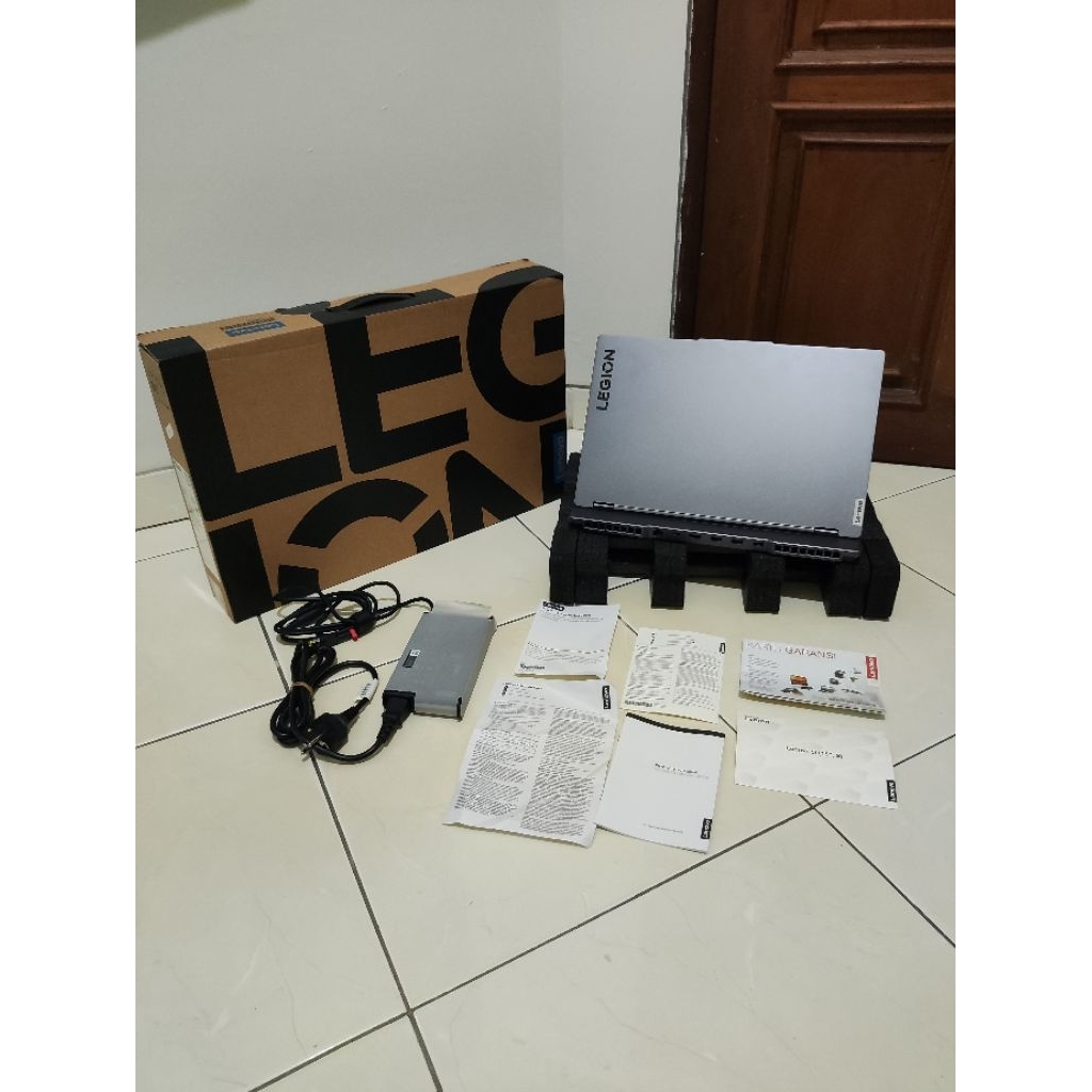Dijual Laptop Lenovo Legion 5 15irx9 i7 13650hx rtx 4060 vram 8gb tgp 140 watt W11 HSL 24gb/1.5tb 15