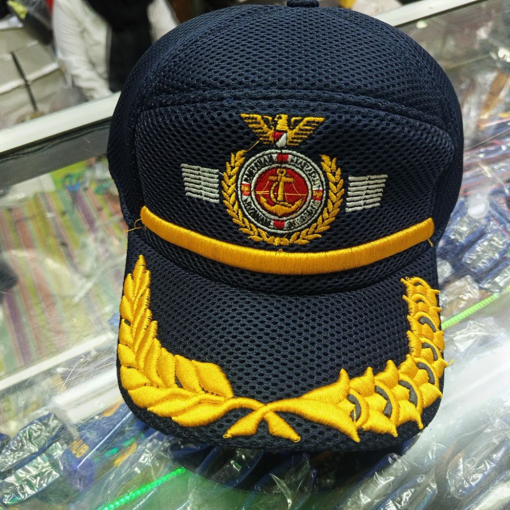 topi stip sekolah pelayaran
