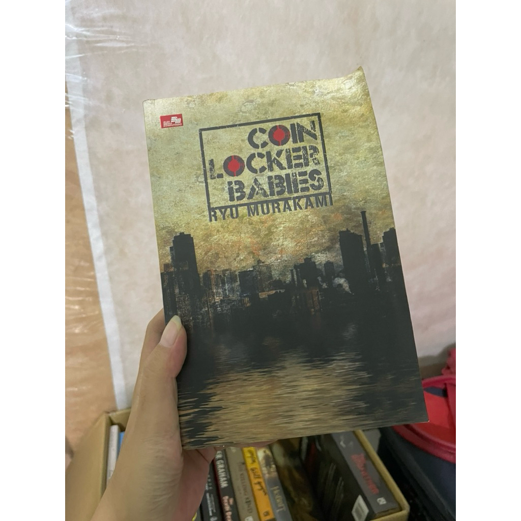 Preloved Novel Fiksi J-Lit Crime Coin Locker Babies