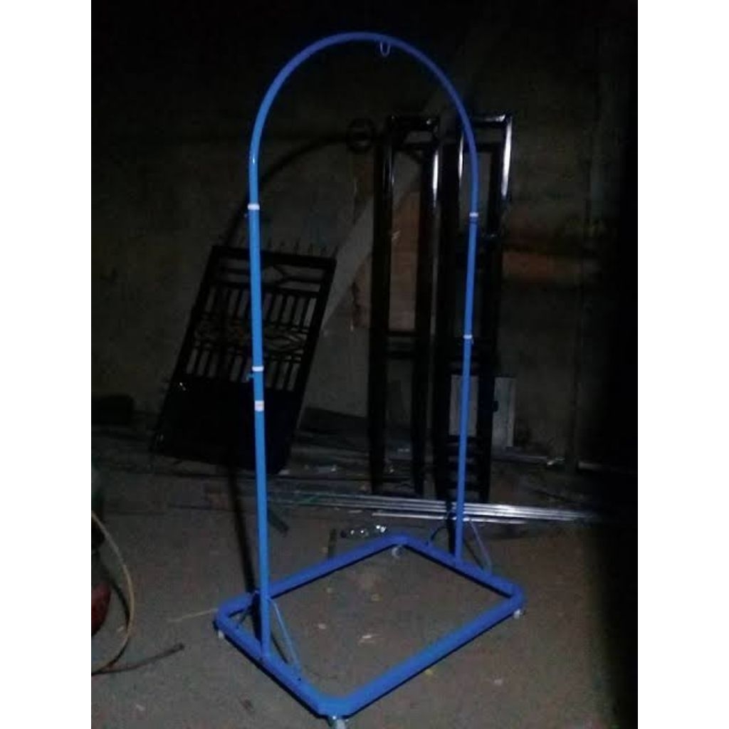 Tiang Ayunan Listrik