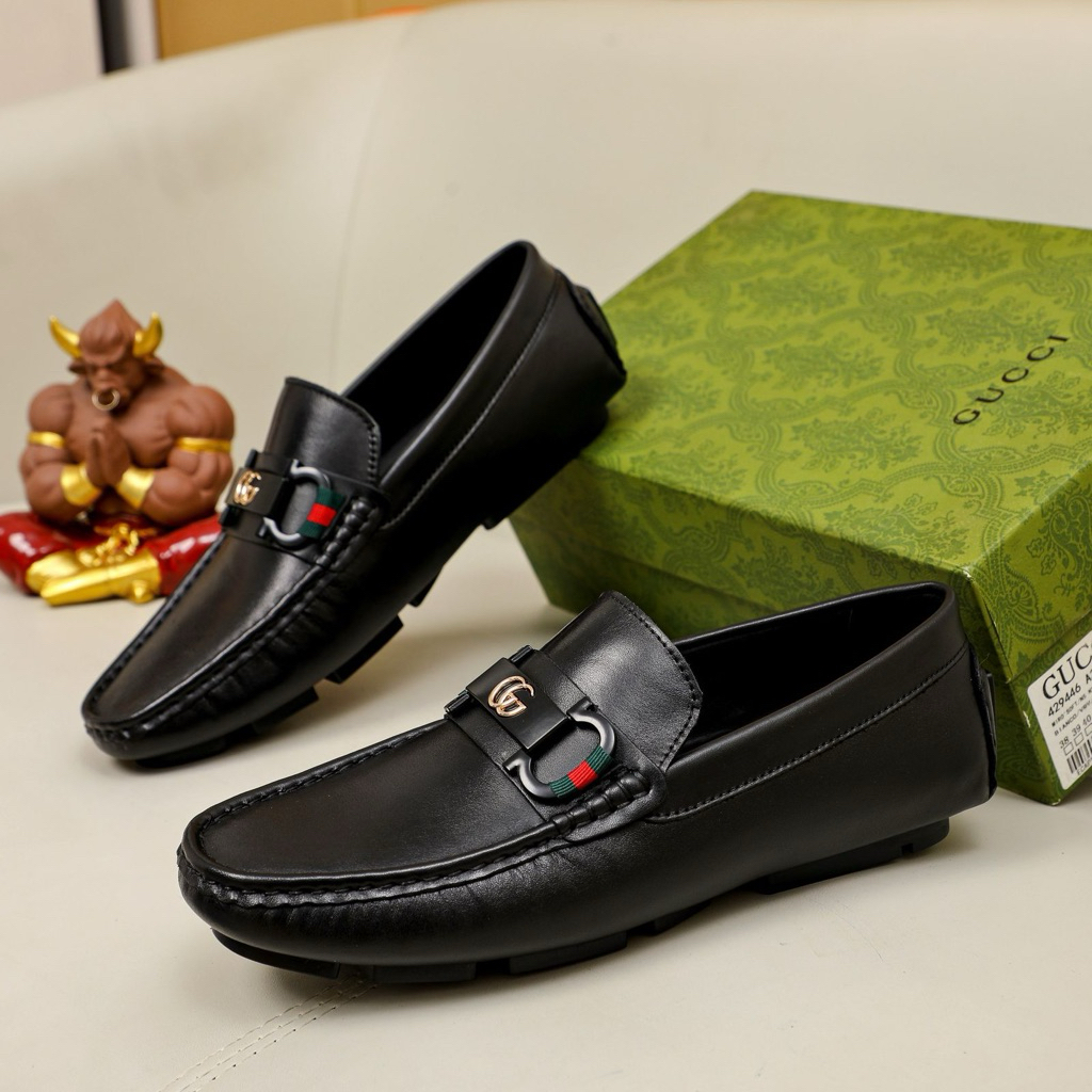 sepatu kerja kantor pria slipon kulit asli import / sepatu loafers hitam polos