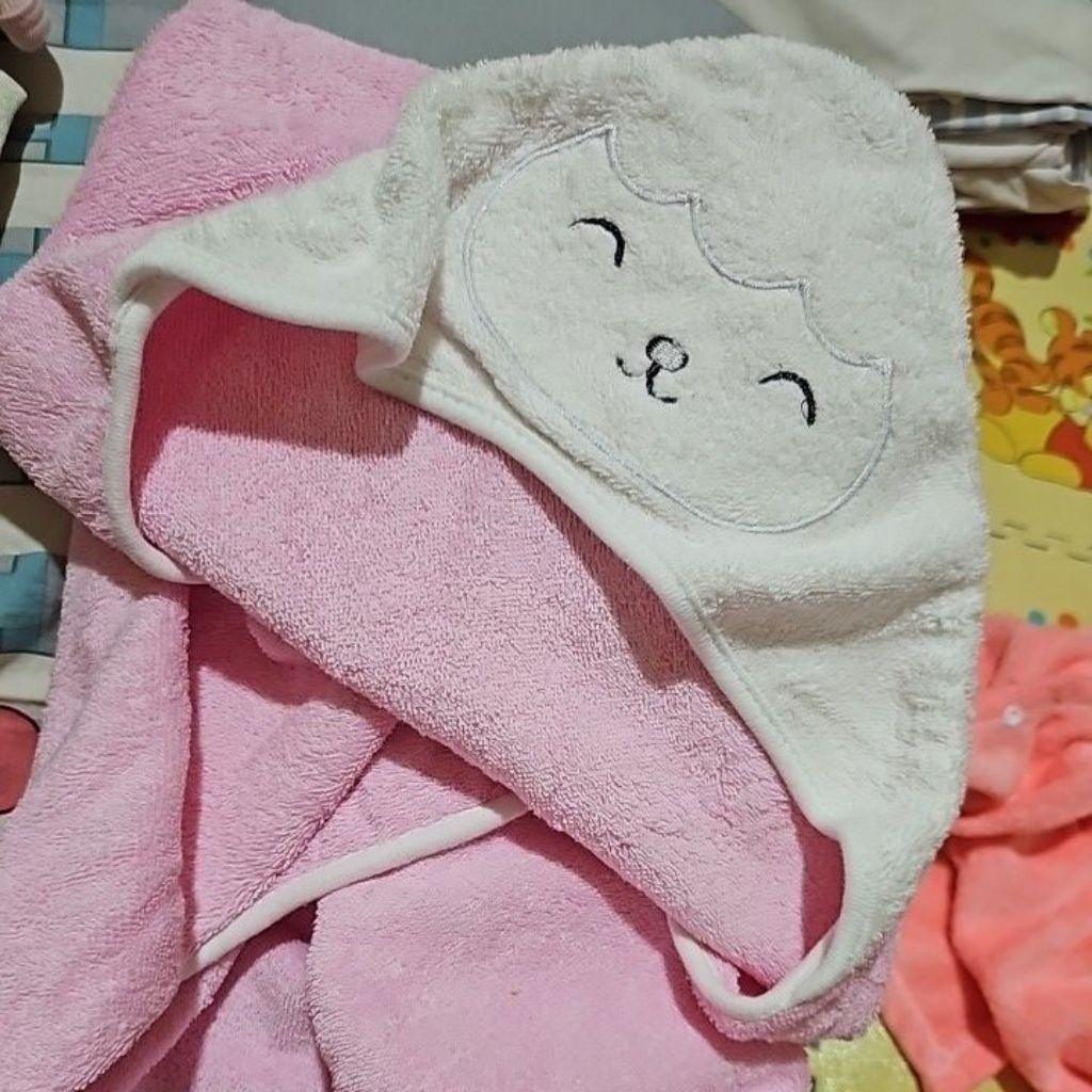handuk kupluk bayi preloved