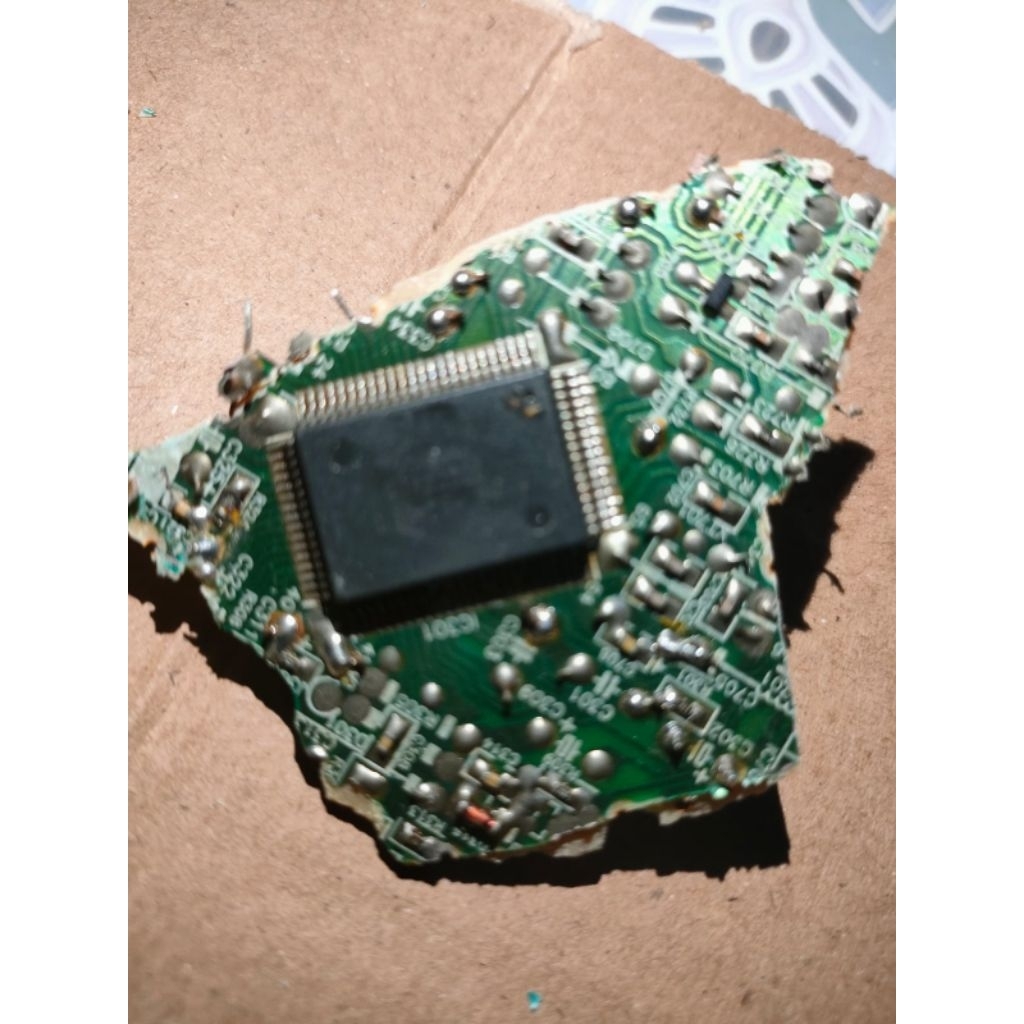 ic tempel HBT 05-001G cabutan Polytron