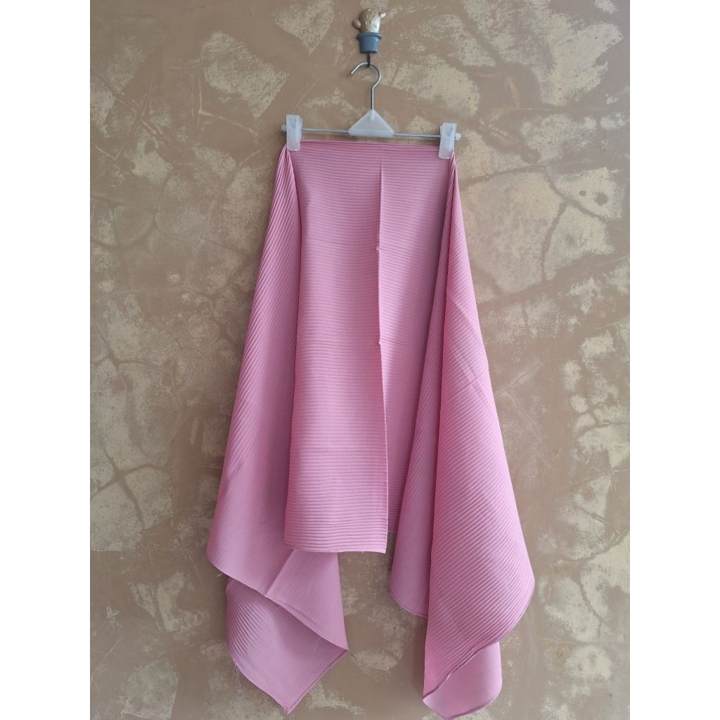 PRELOVED JILBAB PASHMINA PLISKET PANJANG PINK KERUDUNG SECOND MURAH JILBAB KONDANGAN RESMI KANTOR GI
