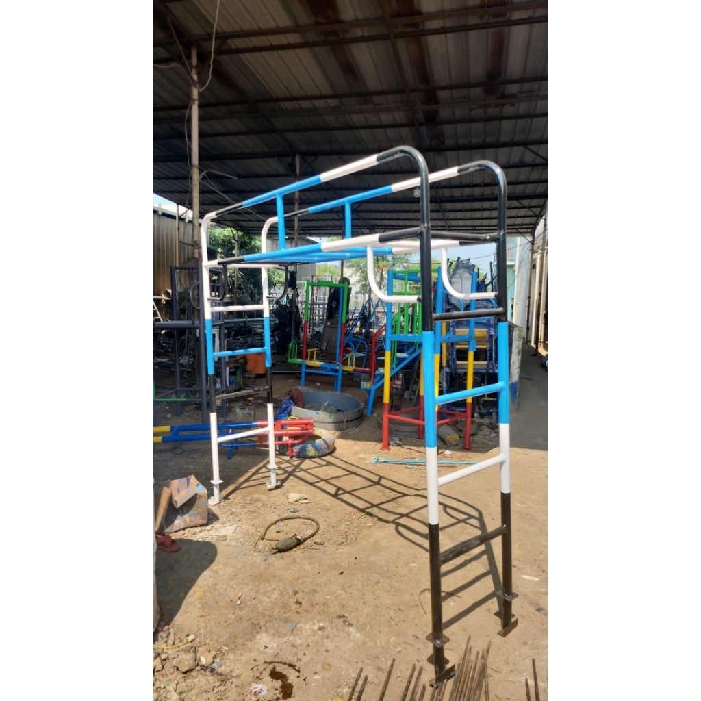 mainan anak monkey bar buat anak