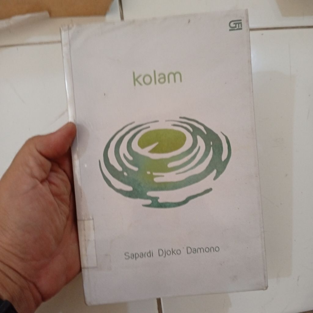 Sapardi Djoko Damono - Kolam