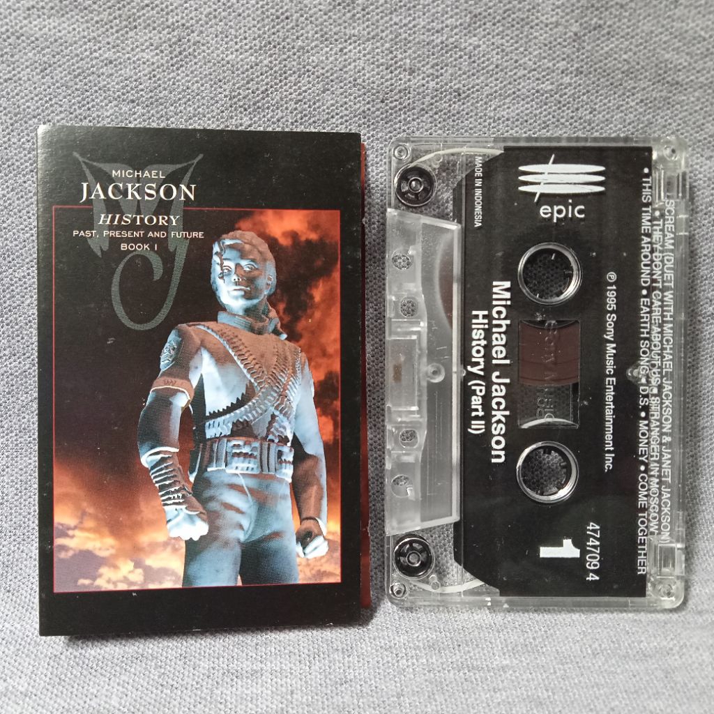 Kaset Pita Michael Jackson - History (History Continues Cassette)