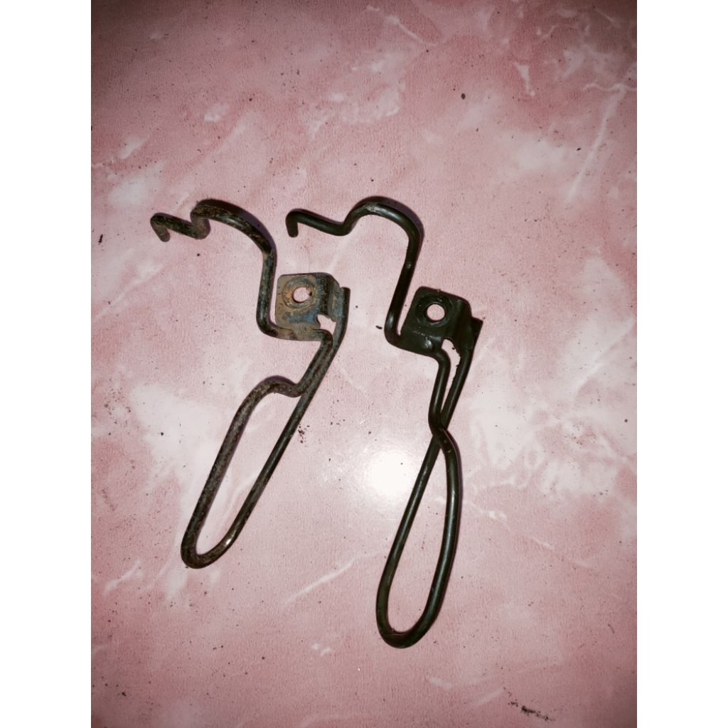 Breket Bawah Selang Rem Yamaha Mio Sporty