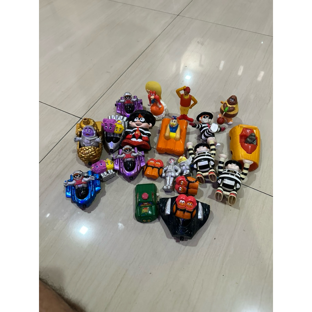 Figure McD mcdonald Figur Vintage Original Jadul Ronald Maskot Space Jet Happy Meal Toys deep sea ch