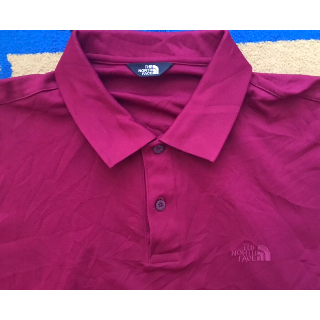 polo shirt  merah Tnf second
