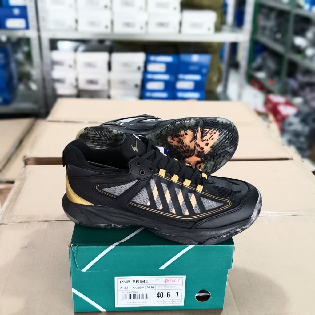 Eagle Sepatu Badminton PNR Prime Black Gold Original - Badminton Shoes