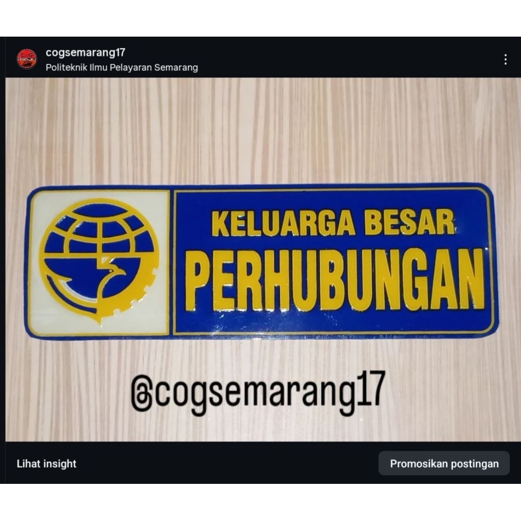 Stiker "KELUARGA BESAR PERHUBUNGAN"