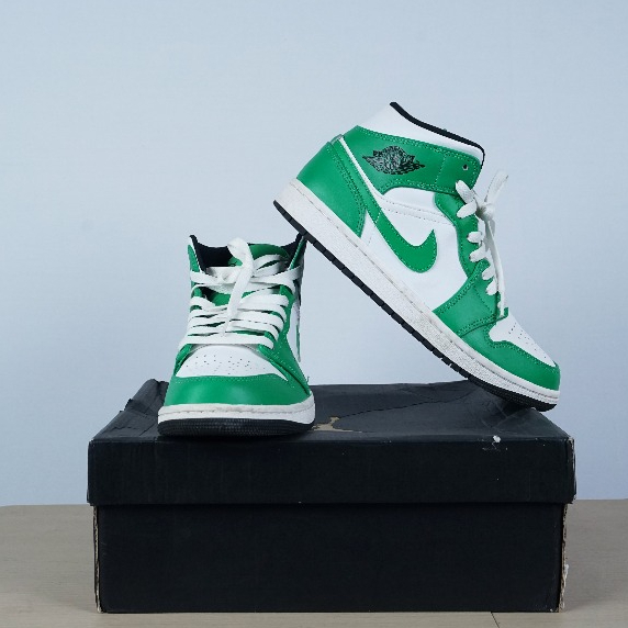 Nike - Air Jordan 1 Mid Lucky Green