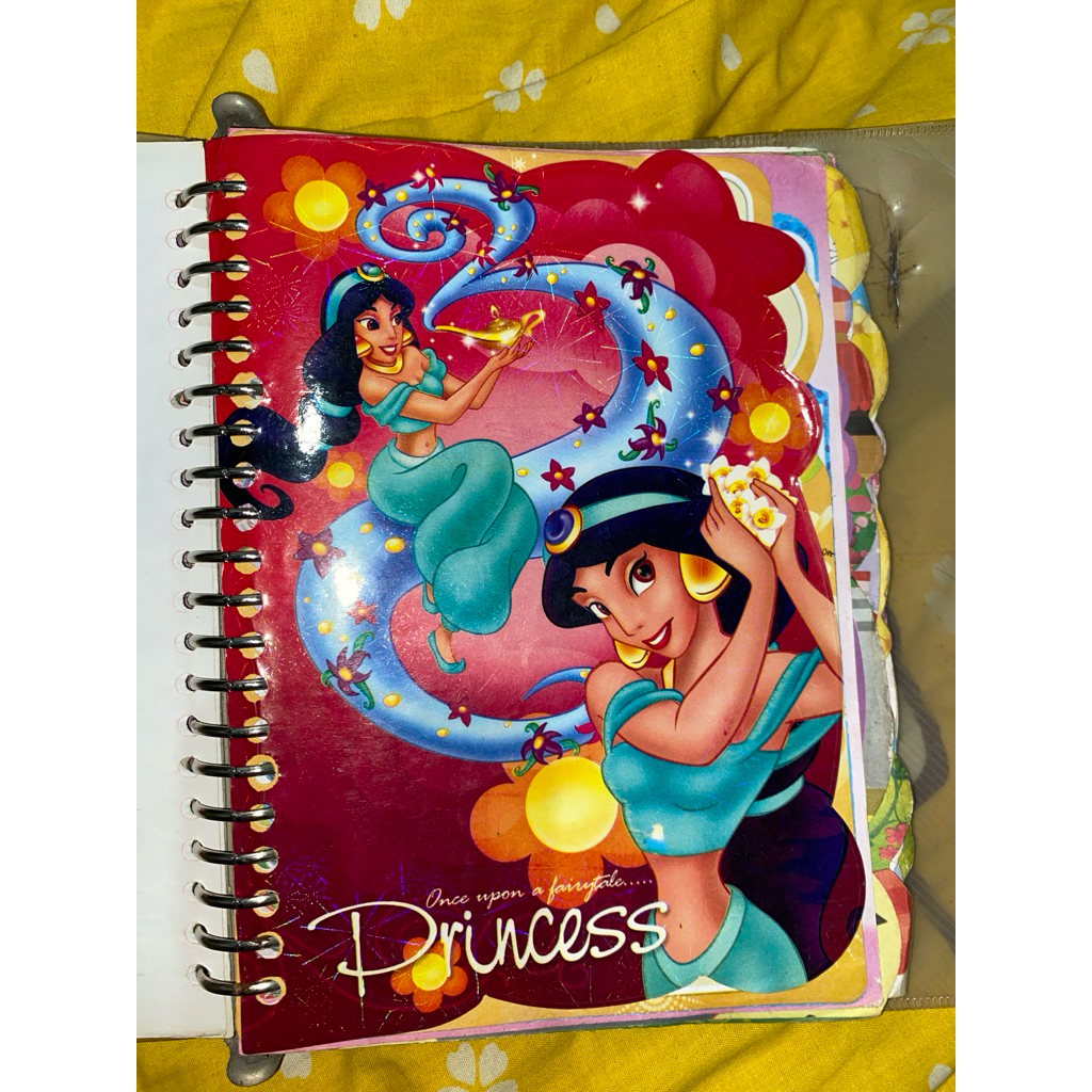 PRELOVED 1PCS PEMBATAS BINDER JADUL PRINCESS JASMINE