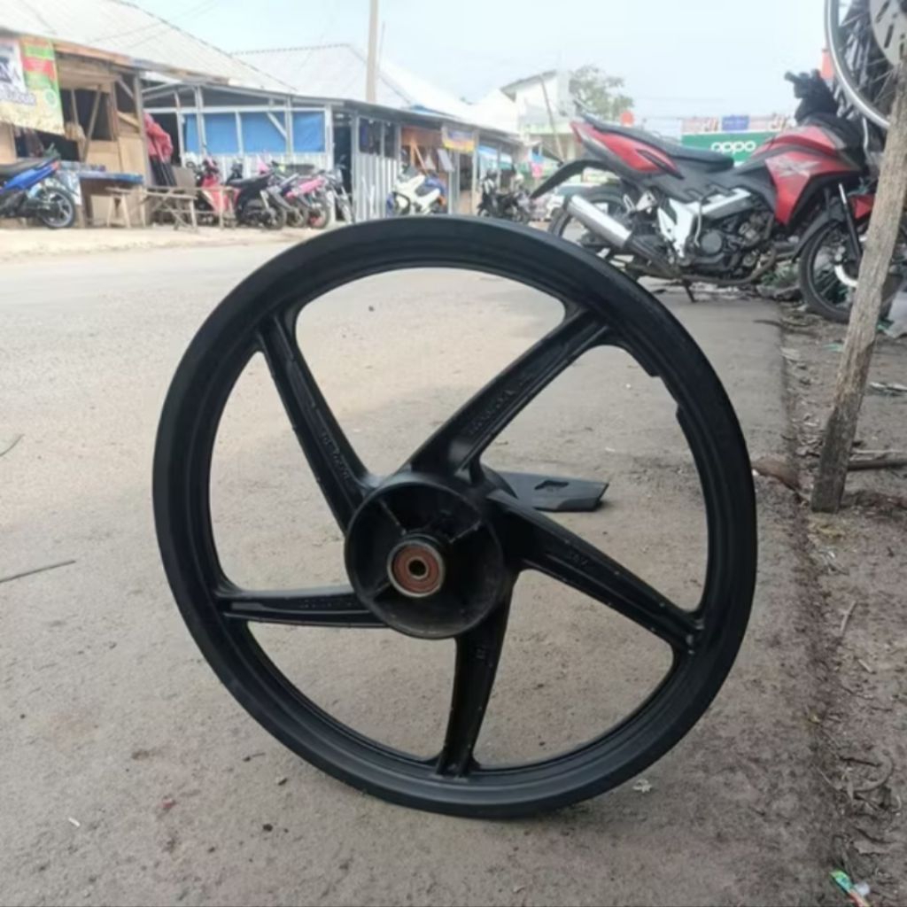 Velg pelek racing roda belakang motor honda supra X 125 / blade new dobel dics PNP honda sonic ORIGI