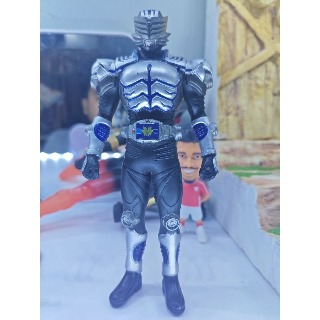 Action Figure RHS Kamen Rider Ryuki Tiger Tinggi 17 CM