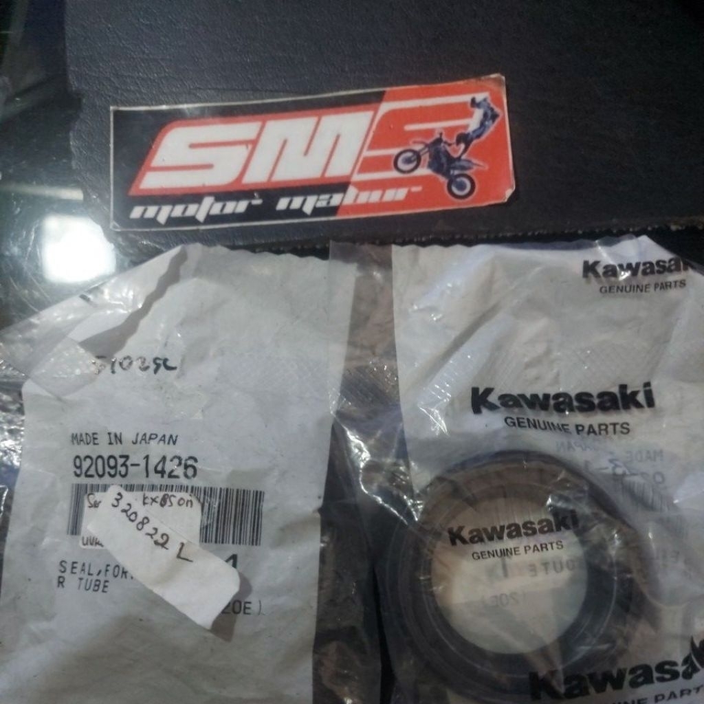 seal sel shock debu usd kx85 ori