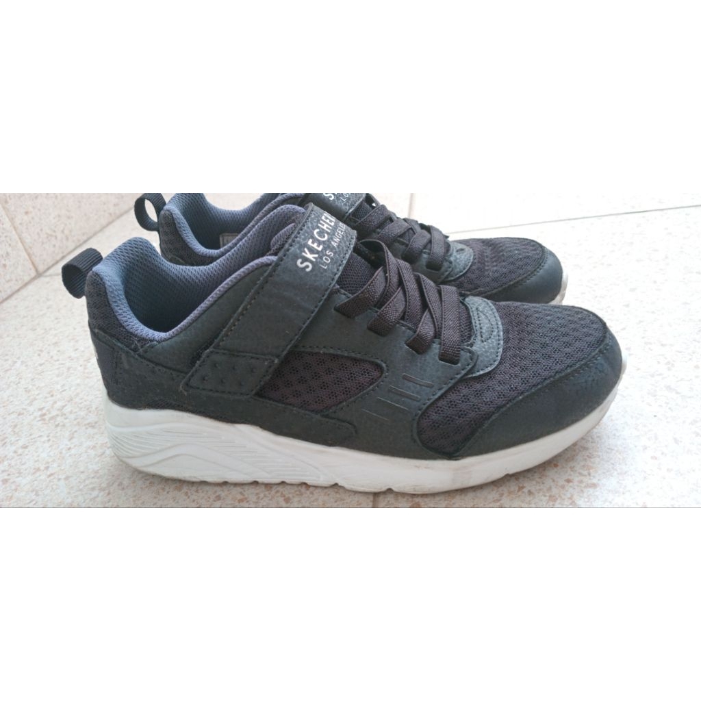 Preloved Skechers Los Angeles