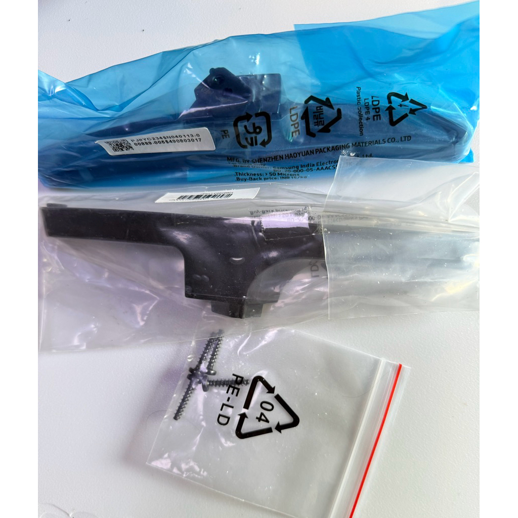 KAKI TV SAMSUNG32T4001 STAN KAKI TV SAMSUNG 32T4003