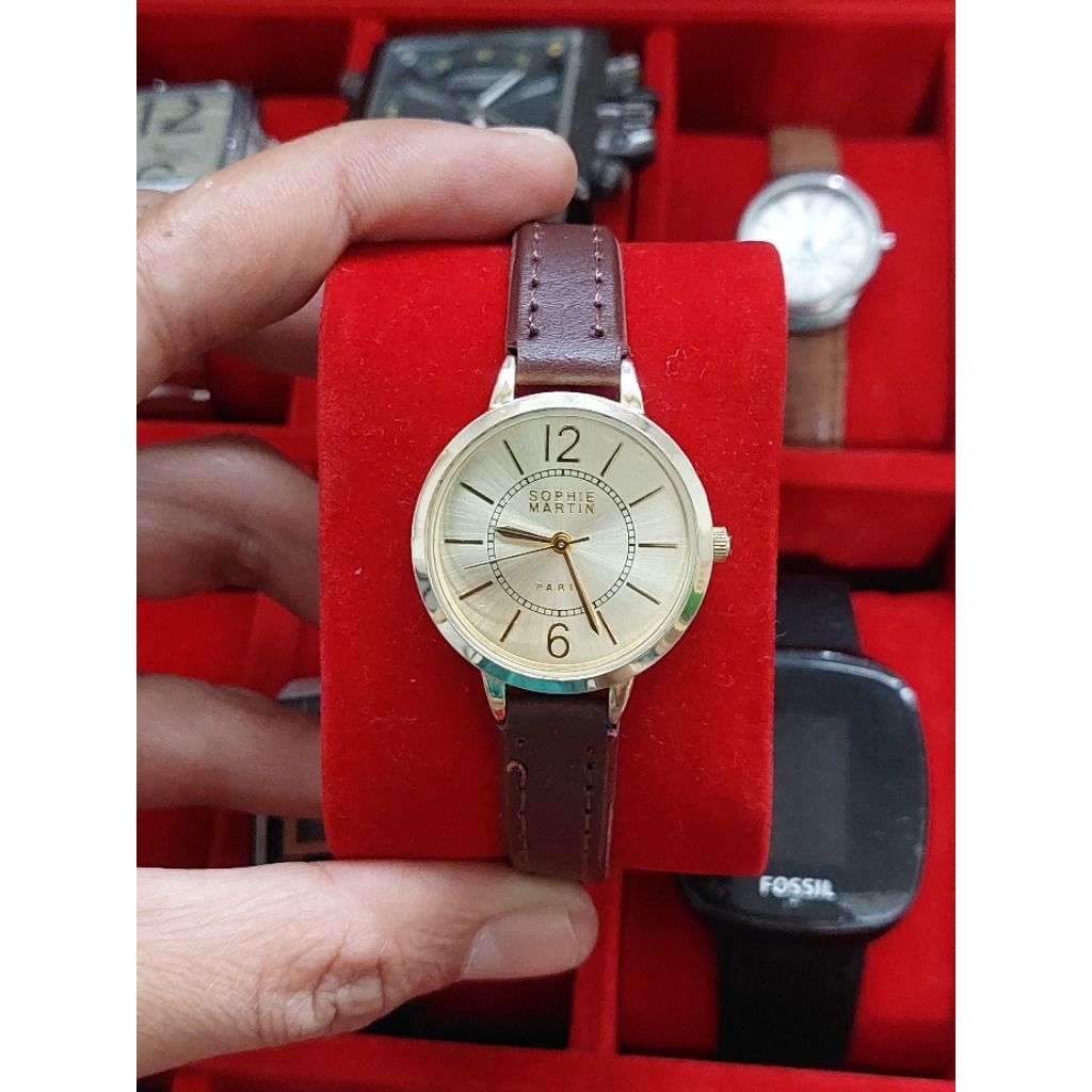 Jam Tangan Sophie Martin
