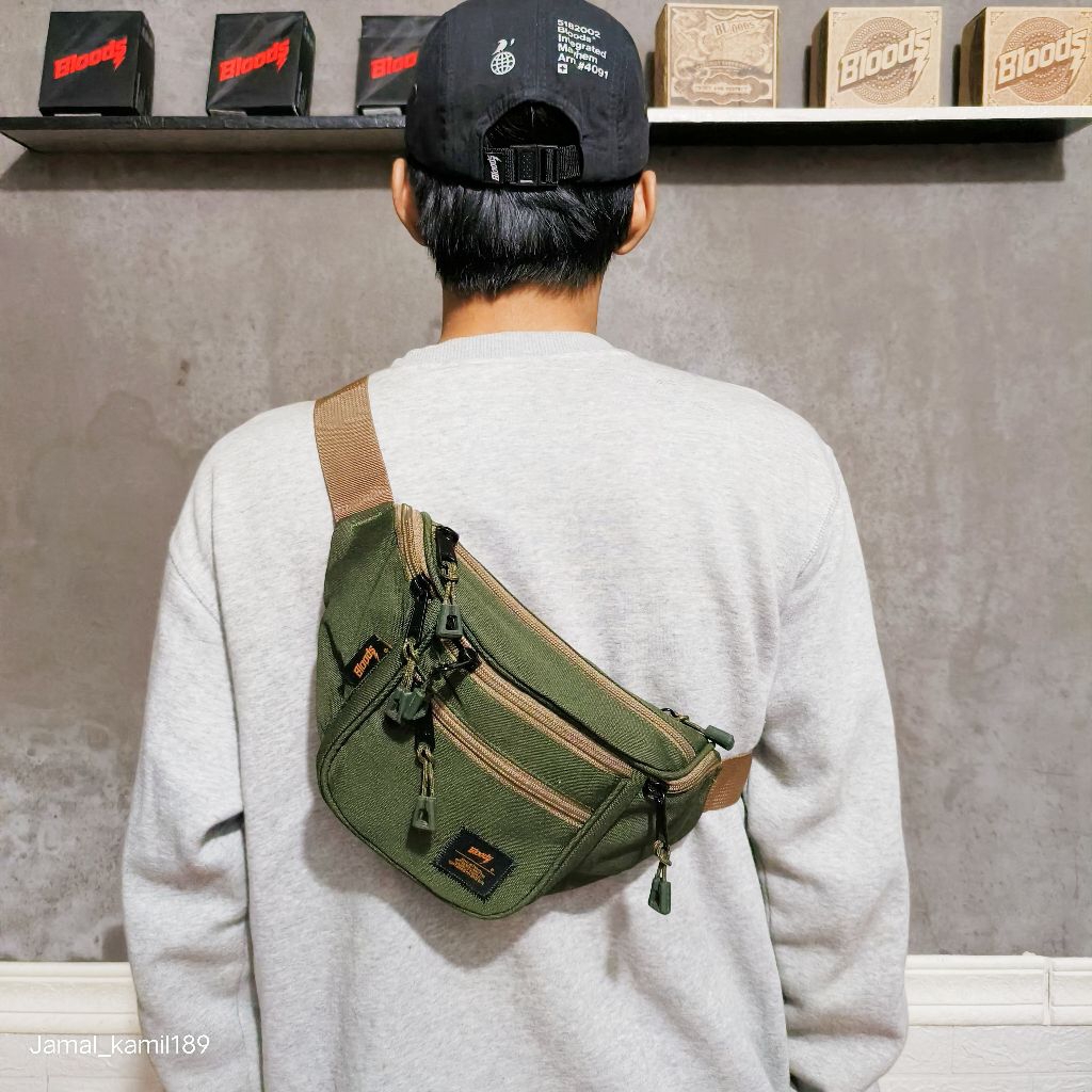 TAS SELEMPANG WAISTBAG BLOODS ROUGE ARMY PRIMO ORIGINAL.