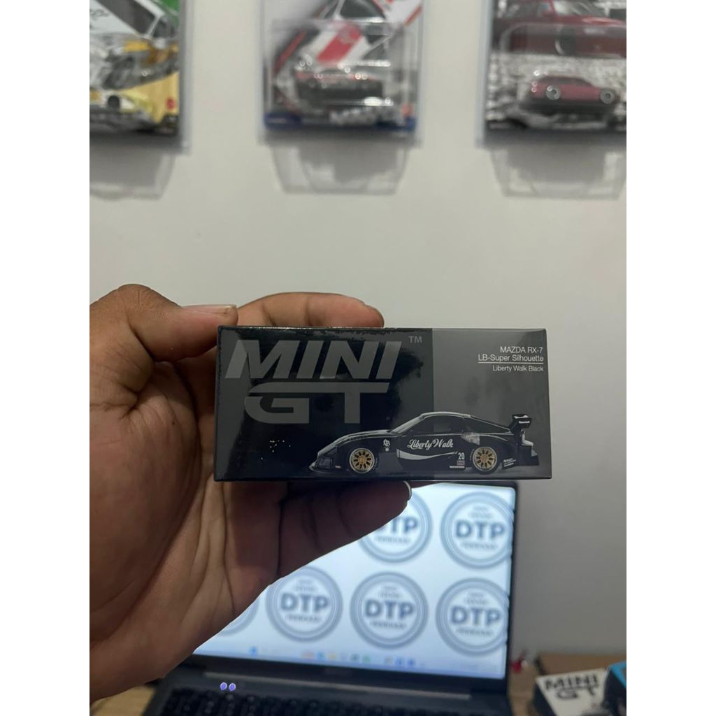 MINI GT RX 7 LBWK BLACK