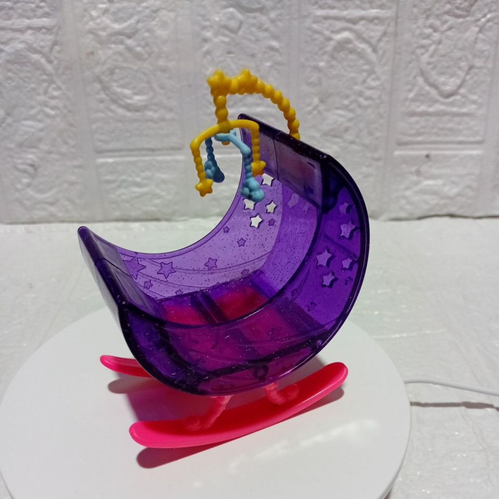 Tempat tidur bayi mainan baby barbie mattel preloved