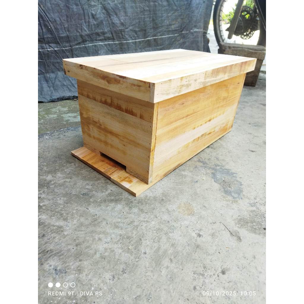 KOTAK BUDIDAYA LEBAH SARANG LEBAH DARI KAYU SIZE BESAR BOK TERNAK LEBAH MADU DLL