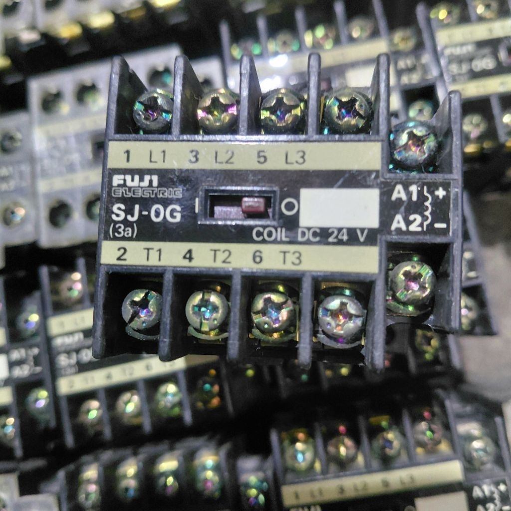 Kontaktor Fuji SJ-0G 15a 24DC/Magnetic Contactor SJ-0G 15A COIL 24DC
