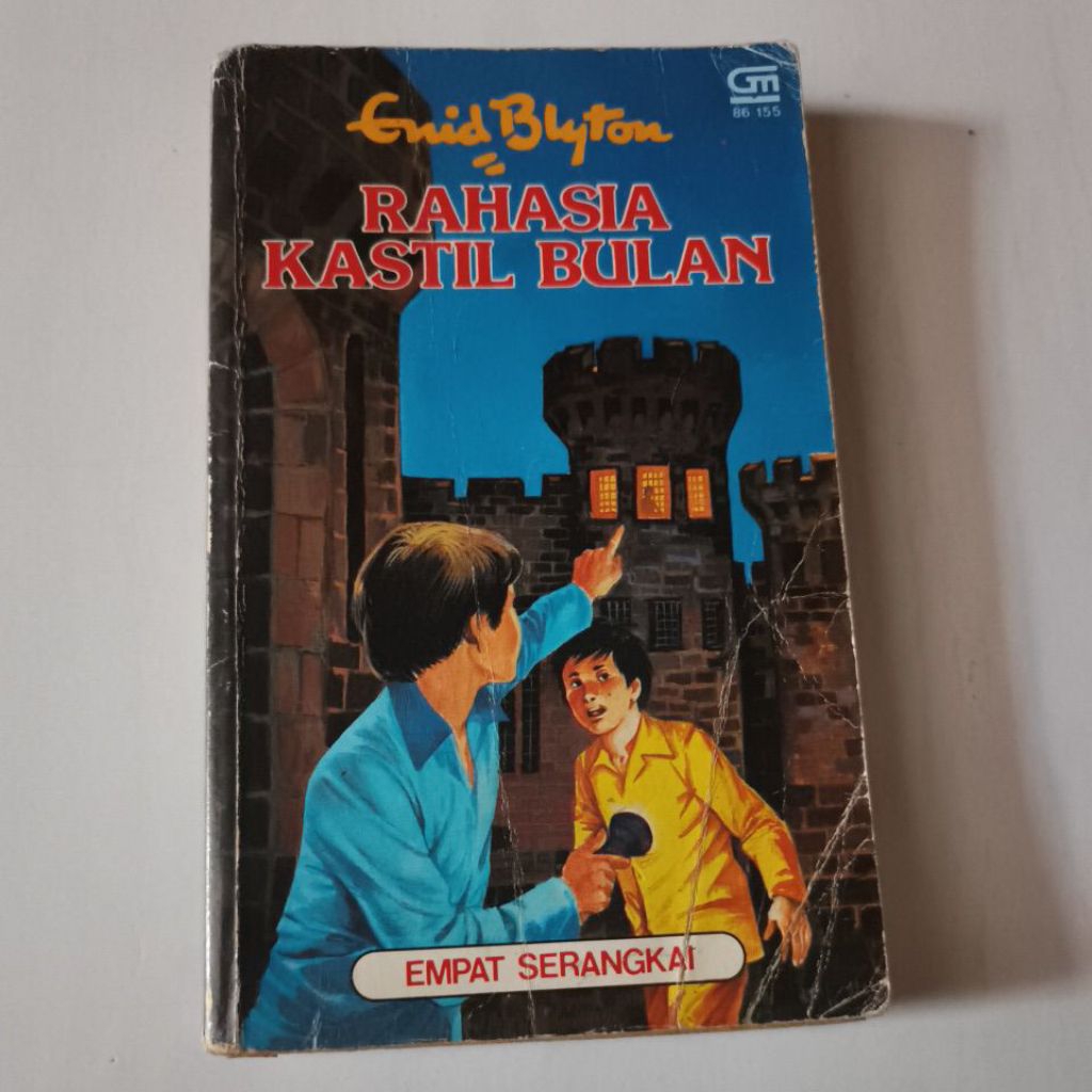 novel Enid Blyton seri empat serangkai [ preloved, ori ]