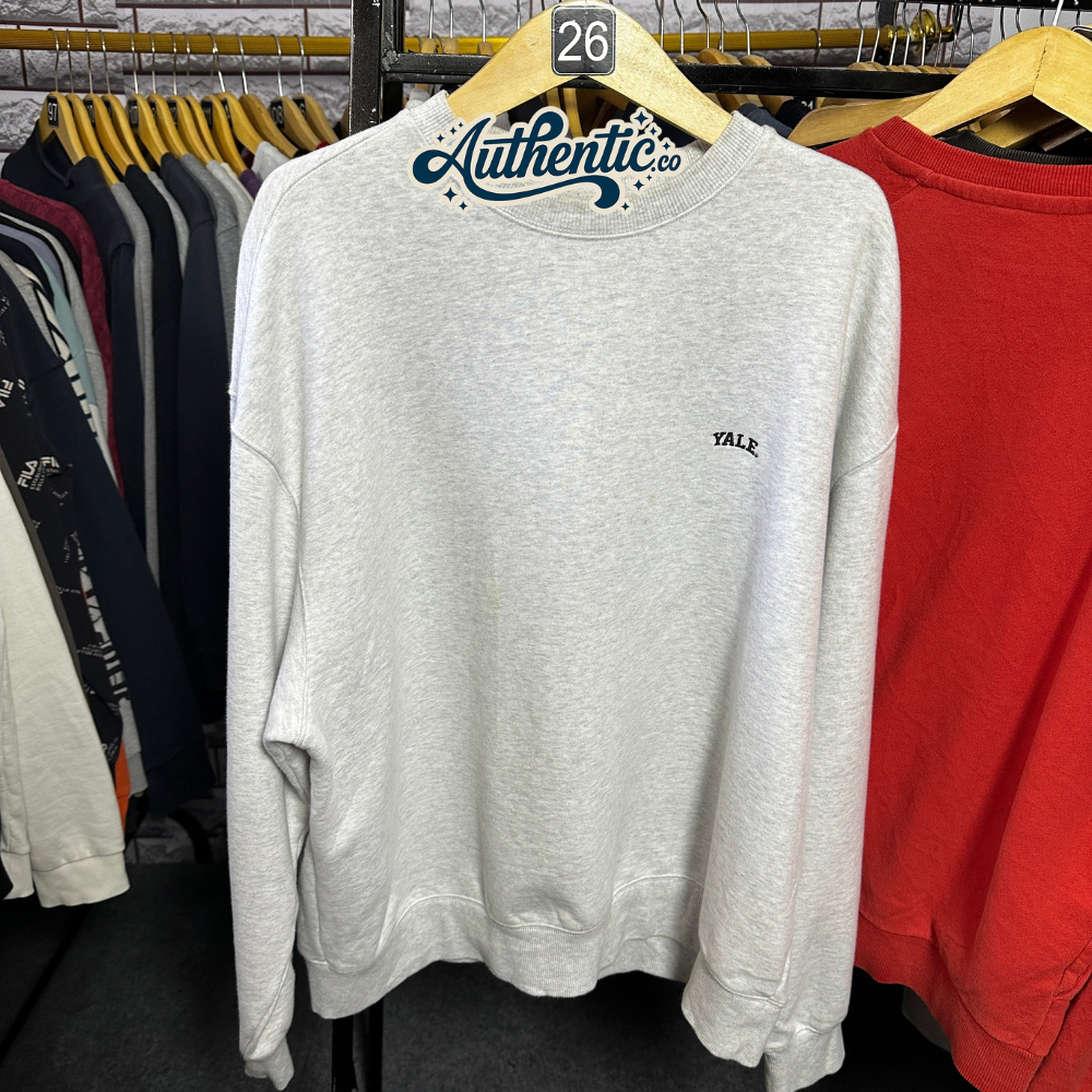 Yale - Crewneck & Sweatshirt (Grey) Chest Logo 'Yale'