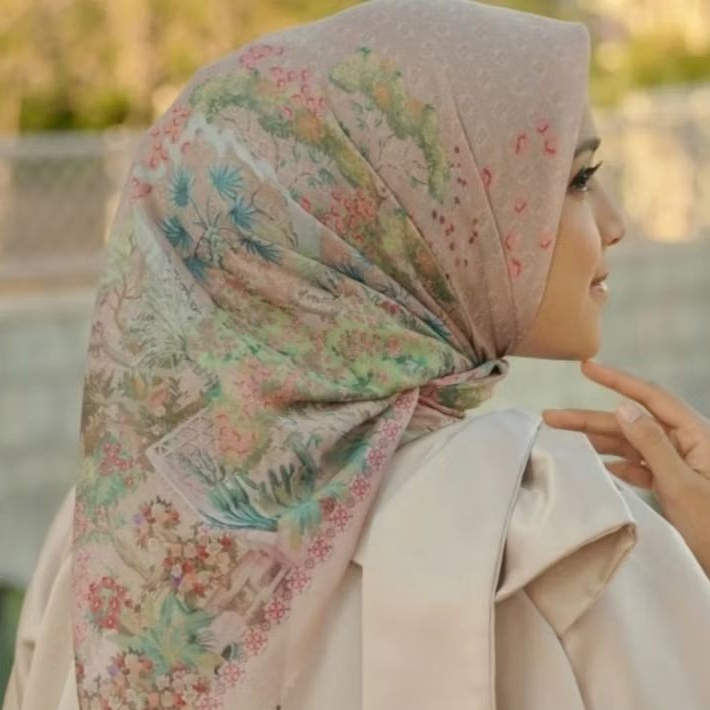 Al Qasr Morocco Buttonscarves Size XL