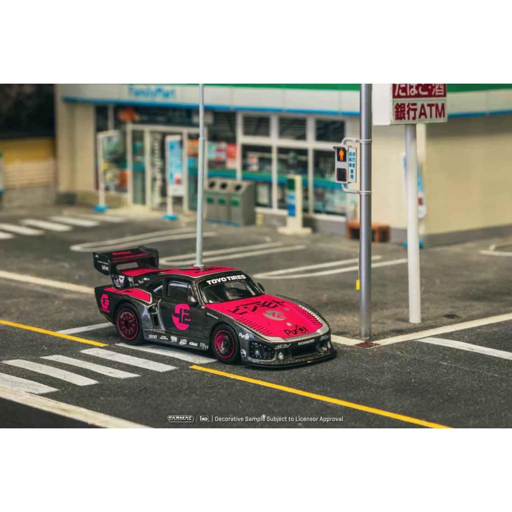 Tarmac Ixo Bisimoto Porsche 935 K3V with Tarmac Cards Combo Set