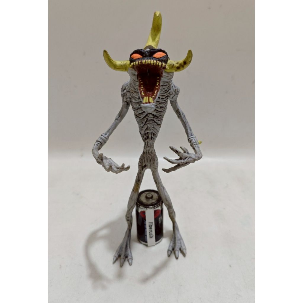 mcfarlane spawn series 1 clown violator green tremor action figure mc farlane megafig