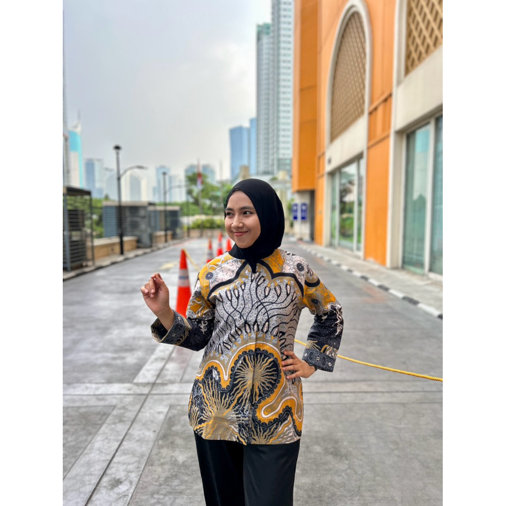 URSULA BATIK - BLOUSE BATIK (CAP SOLO)