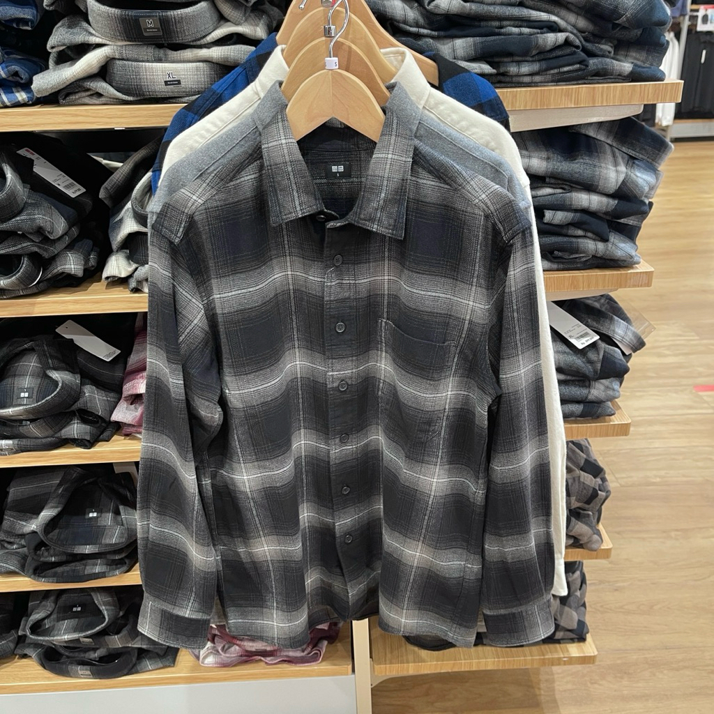 Kemeja Uniqlo Man FLANNEL kotak black