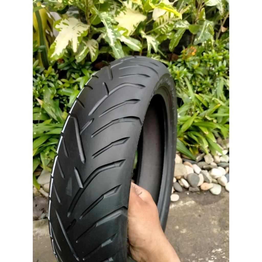Ban Belakang Motor Honda Pcx Ukuran 120/70-14 Tubeless