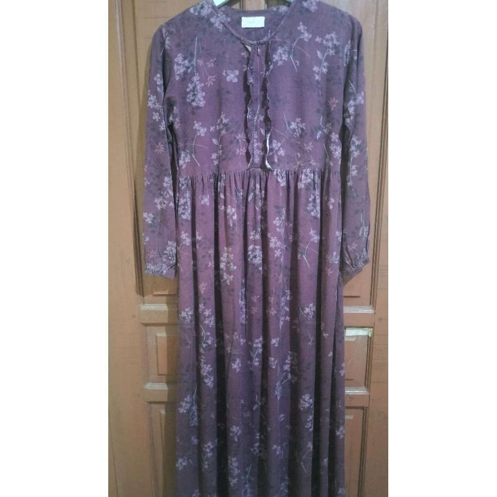 Preloved Gamis Sarah Dress Winter Dark Chery Atelierangelina Angelina