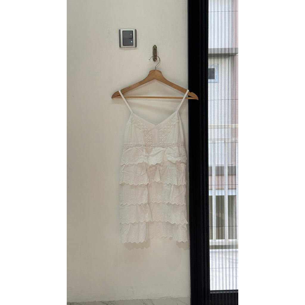 Preloved Dress Putih