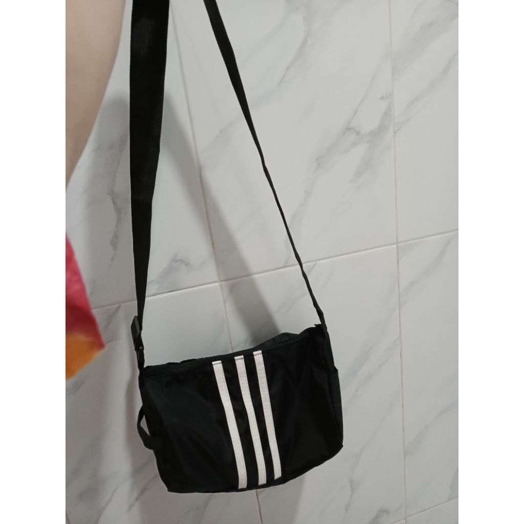 Tas selempang nilon pria / wanita