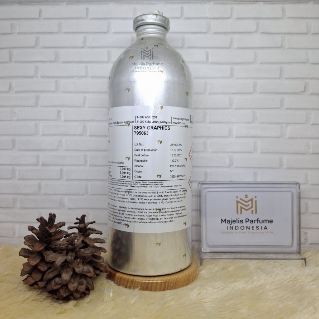 ESCADA SEXY GRAVITY By LUZI Segel 1Kg