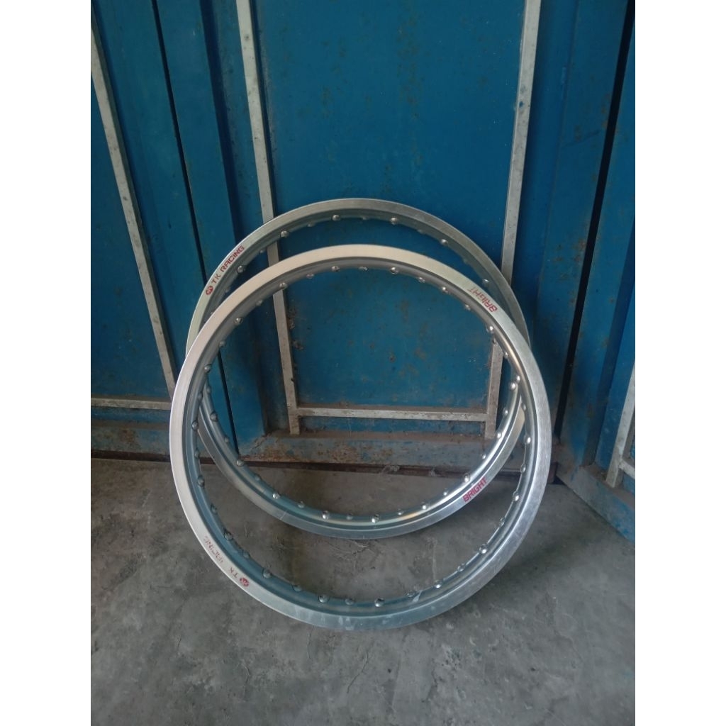 IS Velk TK JAPAN/TK RACING BRIGHT 140/160 ring 17