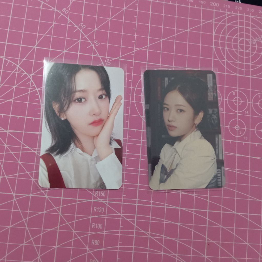 Photocard official Yunjin IVE